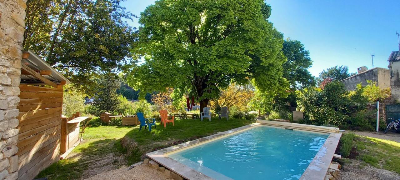 Chambre Du Tilleul - Charme, Confort Et Piscine Sigonce Exterior photo