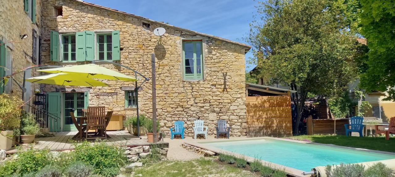 Chambre Du Tilleul - Charme, Confort Et Piscine Sigonce Exterior photo